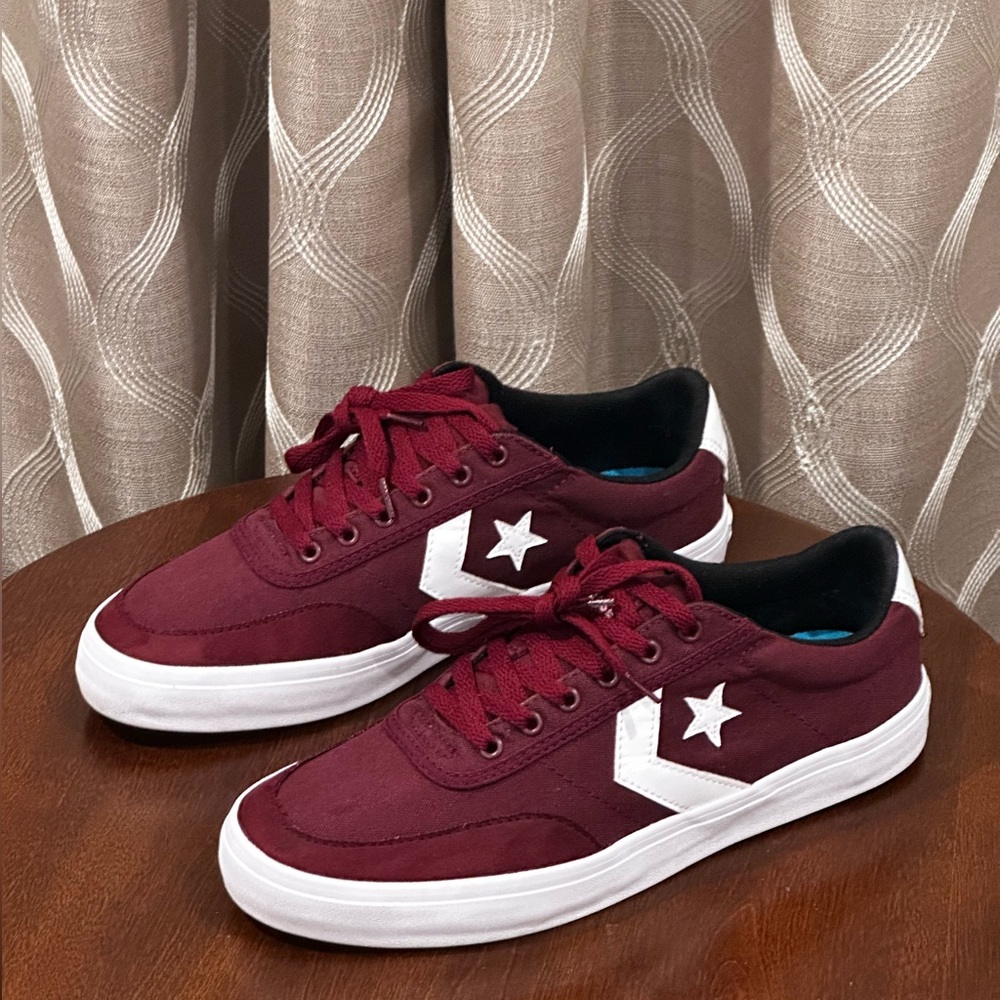 Converse Chuck Taylor All Star Point Star OX Dark Burgundy Unisex Sneakers